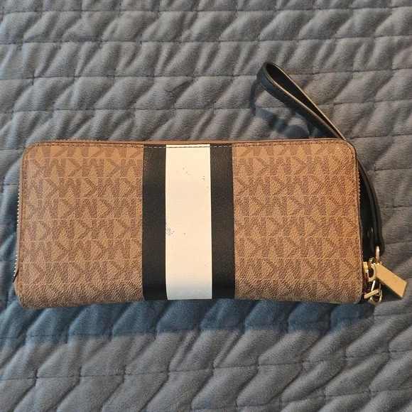 Michael Kors Tan and Black Logo Wristlet - Picture 2 of 7
